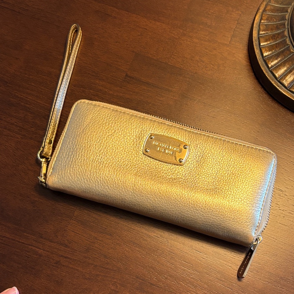 MICHAEL Michael Kors Gold Zip Around Wallet wristlet